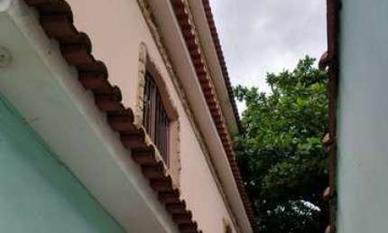 Vendo ótimo imóvel cinco quartos em Mesquita centro / r.g.i