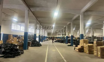 Sala comercial para alugar na Rua Doutor José da Mata Cardim, Jardim São Luís, São Paulo