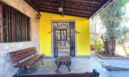 Casa com 3 quartos para alugar na Rua Ponte Nova, Tanque, Rio de Janeiro, 127 m2 por R$ 3.700