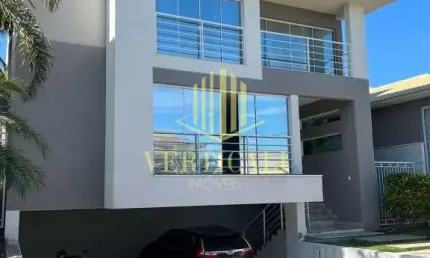 Condomínio Villa Jardim: Sobrado à Venda, 300m² - Cuiabá, MT
