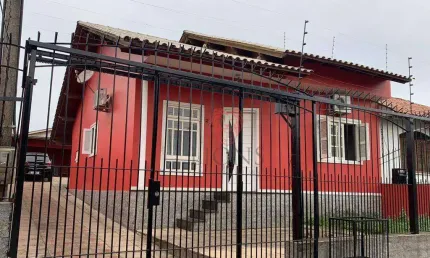 Casa com 3 dormitórios à venda, 160 m² por R$ 440.000,00 - Vila Princesa Izabel - Cachoeirinha/RS