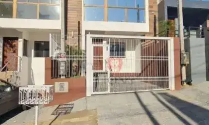 Sobrado à venda, 76 m² por R$ 318.000,00 - Renascença - Gravataí/RS