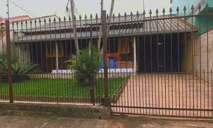 Casa com 2 dormitórios à venda, 70 m² por R$ 402.800,00 - Parque da Matriz - Cachoeirinha/RS