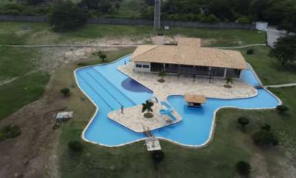 Oportunidade Única: Casa no Condomínio Lagos Country & Resort - Viva o Paraíso!