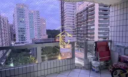 Apartamento Semimobiliado de 2 Quartos e 1 Suíte no Canto do Forte.