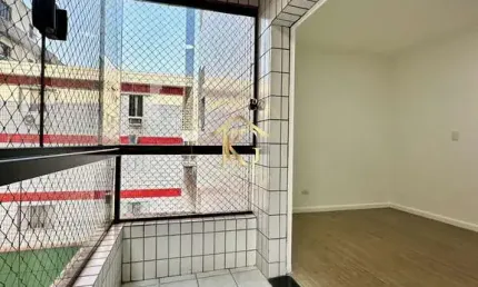 Apartamento Bairro Boqueirão- Praia Grande, SP | 1 Quarto com Sacada