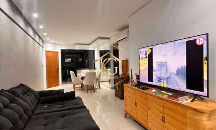 Apartamento Semimobiliado de 3 Quartos e 2 Suítes no Canto do Forte.