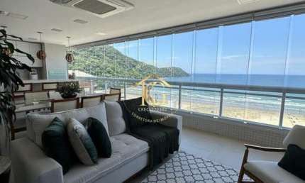 Apartamento de alto padrão no bairro Canto do Forte, em Praia Grande.