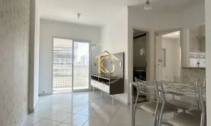 2 dormitórios sendo 1 suíte no Canto do Forte/Praia Grande