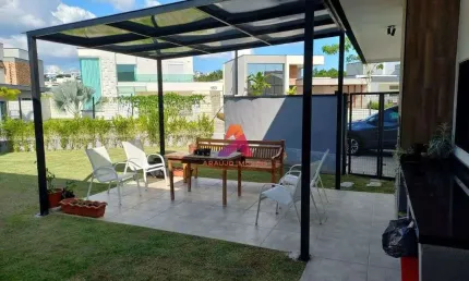 Casa 4 suítes à venda, 280m² | Cond. Mont Blanc em SJ Campos/SP