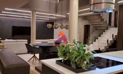 Casa com 4 suítes à venda 383,79m² Colinas do Paratehy Norte  Urbanova  SJC - SP