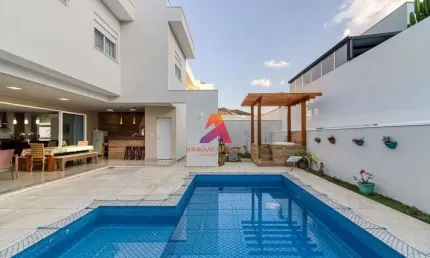 Casa de Alto Padrão à venda, Condomínio Montserrat - São José dos Campos/SP
