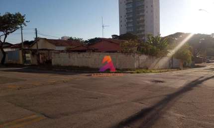 Terreno de esquina à venda, 450 m² no Parque Industrial - São José dos Campos/SP
