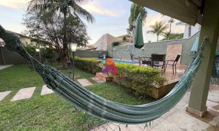 Para Viver Bem no Jardim Aquarius - 253m² Construídos em Terreno Amplo!