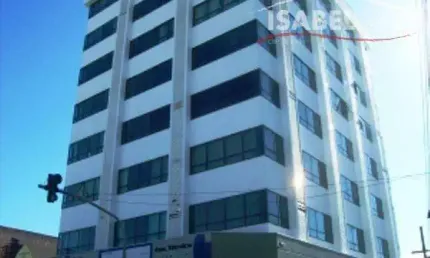 Sala comercial com 4 salas para alugar na Rua Paraná, Jardim Paulista, Suzano