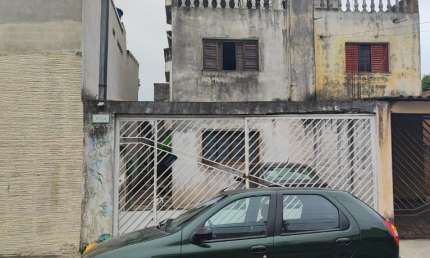 2 Casas a v300 m² 4 vagas de garagem para investidores