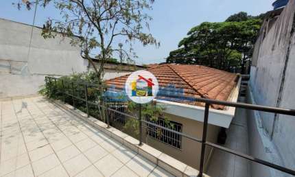 Casa térrea com 4 dormitórios, 4 vagas na garagem e edícula na Vila Missionária
