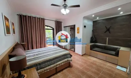Sobrado de 156M² com 3 dormitórios, sala de festas, sacadas e 2 vagas no Cooperativa!