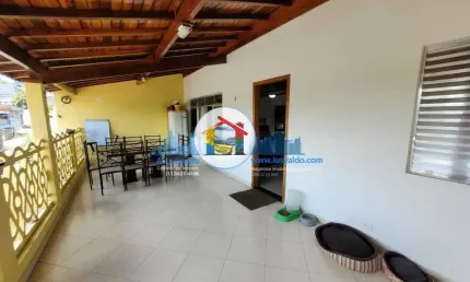 Bela propriedade com 2 ótimas casas, 2 vagas e salão no riacho grande em são bernardo do campo