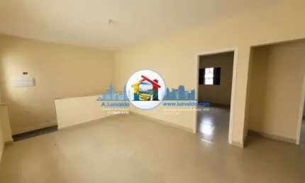 Bela casa reformada com 2 amplos dormitórios no Parque Jabaquara!