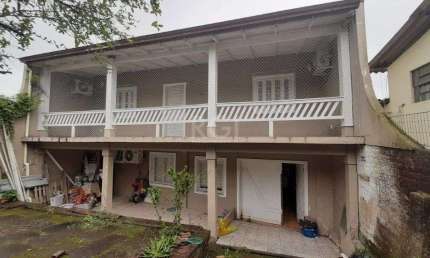 Casa para Venda - 120m², 2 dormitórios, 4 vagas - Cavalhada