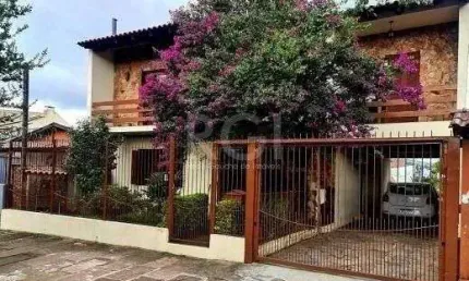 Casa com 3 quartos à venda na Rua Marista, 303, Vila João Pessoa, Porto Alegre