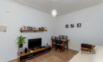 Apartamento térreo para Venda - com 59.2m² 2 dormitórios no bairro Azenha