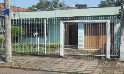 Casa com 3 quartos à venda na Rua Baden Powell, 264, Sarandi, Porto Alegre