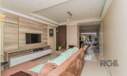 Casa com 3 quartos à venda na Rua Danton Krás Borges, 143, Guarujá, Porto Alegre