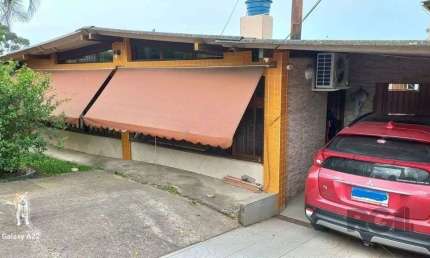 Casa com 3 quartos à venda na Rua Vicenta Maria, 102, Rubem Berta, Porto Alegre