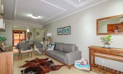 Casa para Venda - 159.37m², 4 dormitórios, sendo 1 suites, 2 vagas - Espírito Santo, Porto Alegre
