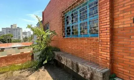 Terreno à venda na Rua Geraldo Souza Moreira, 338, Passo da Areia, Porto Alegre
