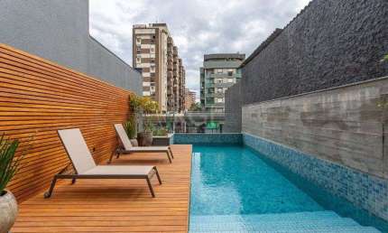 Apartamento no Menino Deus de 2 dormitórios e vaga NOVO - DESOCUPADO
