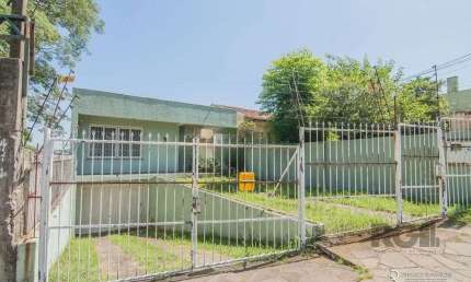 Casa 3 dorms à venda Rua Intendente Alfredo Azevedo, Glória - Porto Alegre