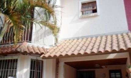 Casa Condominio para Venda - 162m², 3 dormitórios, sendo 1 suites, 2 vagas - Guarujá