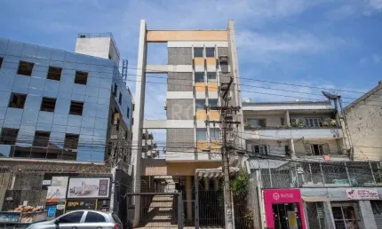 Conjunto/Sala para Locação/Aluguel - 47.8m², 0 dormitórios, 1 vaga - Rio Branco