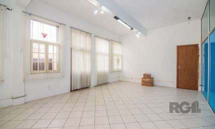 Sala comercial para alugar na Rua Vigário José Inácio, 510, Centro Histórico, Porto Alegre