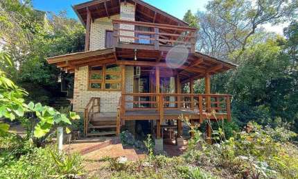 Casa com 3 quartos à venda na Rua Fernando Osório, 1199, Teresópolis, Porto Alegre