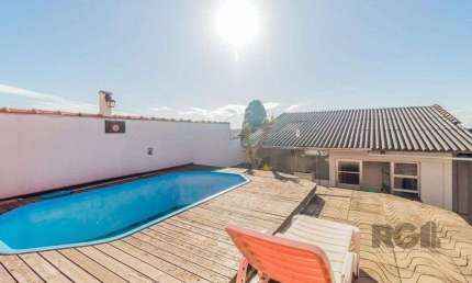 Casa com 3 dormitórios no bairro Cascata, Porto Alegre
