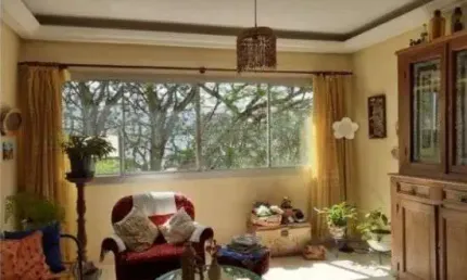 Apartamento para venda de 3 dormitórios, no bairro Teresópolis em Porto Alegre/RS.