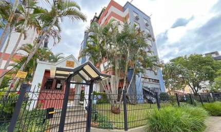 Apartamento com 3 Quartos, 1 suite e 1 vaga à Venda no bairro Tristeza.