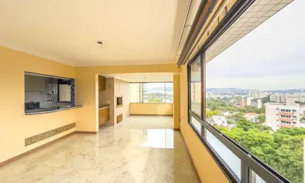 Apartamento com 3 quartos à venda na Rua Sacadura Cabral, 218, Petrópolis, Porto Alegre