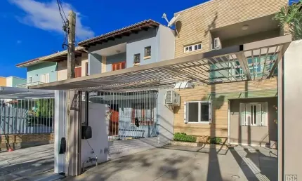 Casa com 3 quartos à venda na Rua Doutor Hermes Pacheco, 681, Hípica, Porto Alegre