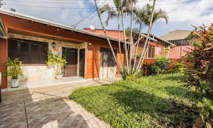 Casa com 3 quartos à venda na Rua Francisca Lechner, 336, Rubem Berta, Porto Alegre