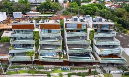 Apartamento com 3 quartos à venda na Rua Carlos Huber, 265, Três Figueiras, Porto Alegre