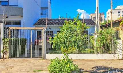 Casa com 3 quartos à venda na Rua Domingos Crescêncio, 957, Santana, Porto Alegre