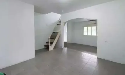 Casa com 5 Dormitórios e Salão de Festas para Alugar no Belém Velho – 288m²