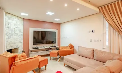 Casa com 2 quartos à venda na Rua Guaraum, 304, Vila Assunção, Porto Alegre