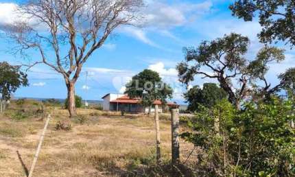 Fazenda à venda no Centro, Três Marias 