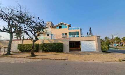 Casa à venda no Balneário Stella Maris, Peruíbe 